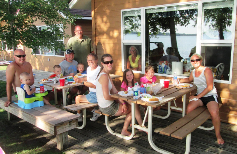 Family picnic at Dickerson's Lake Florida Resort.