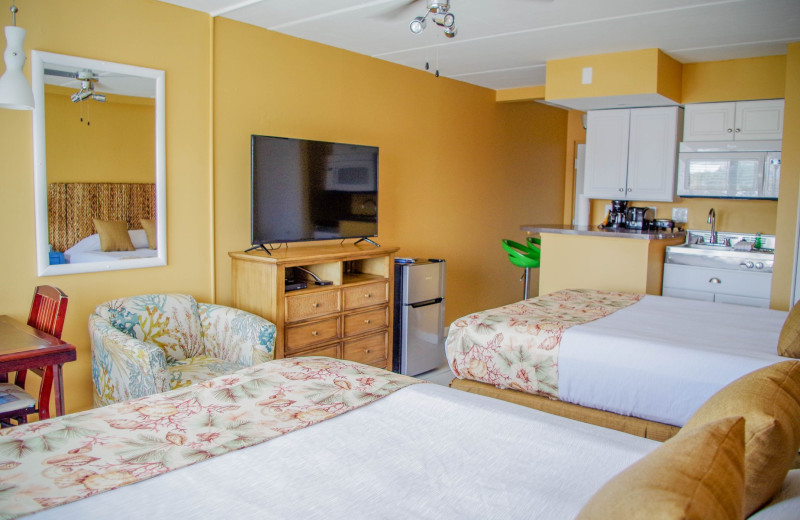 Guest room at Beacher's Lodge Oceanfront Suites.