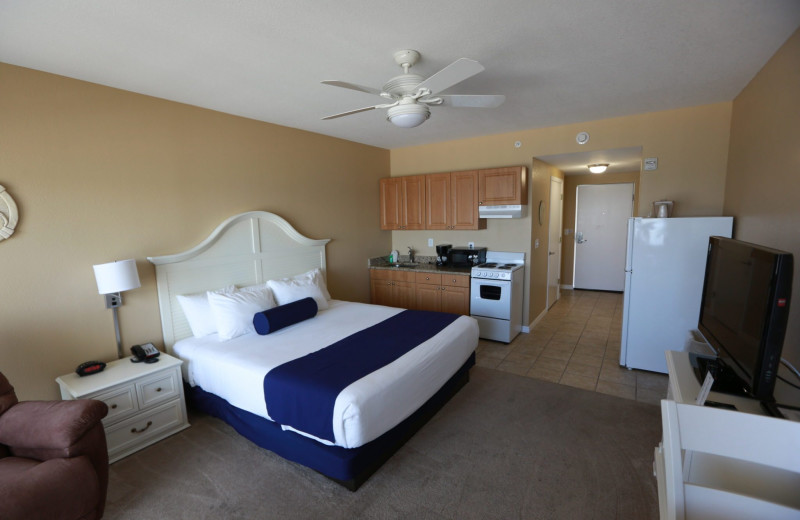 Guest room at Shoreline Island Resort.