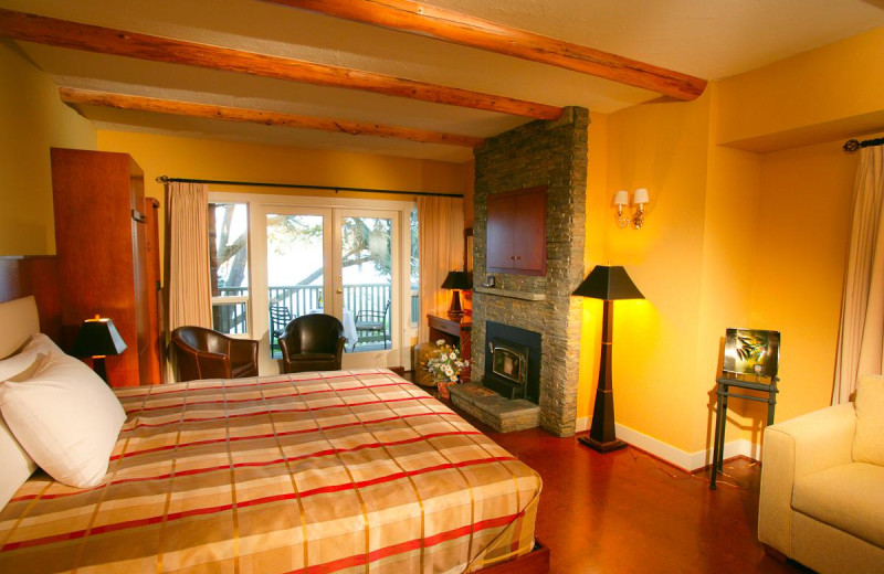 Guest room at Galiano Oceanfront Inn and Spa.