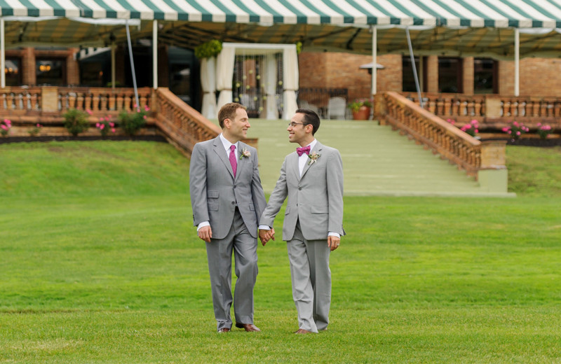 Wedding couple at Cranwell Spa & Golf Resort.