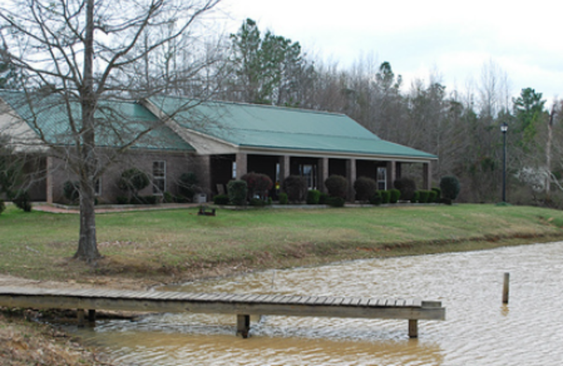 Cabin exterior at Yogi on the Lake.