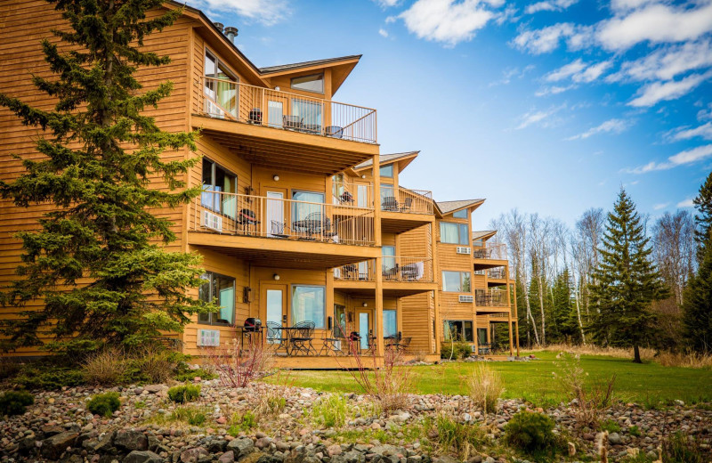 Exterior view of Superior Shores Resort.