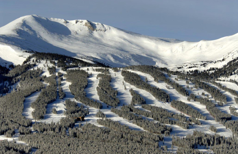 Mountains at Breckenridge Discount Lodging.