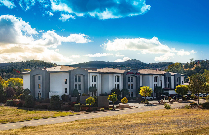 Exterior view of Hampton Inn Prescott.