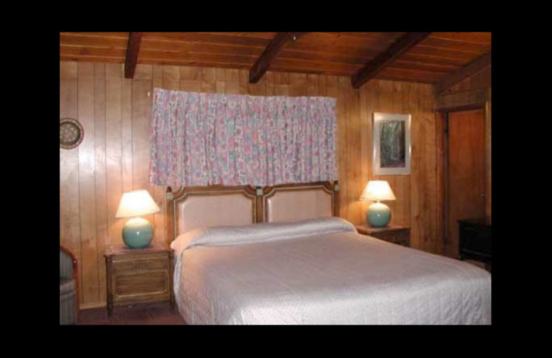 Guest room at Jaye's Timberlane Resort.