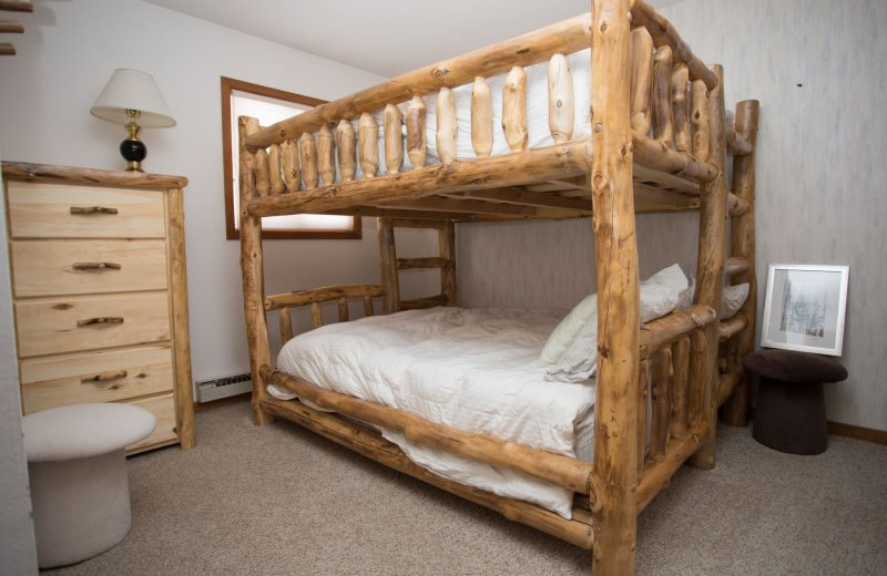 Rental bedroom at Alpine Getaways.