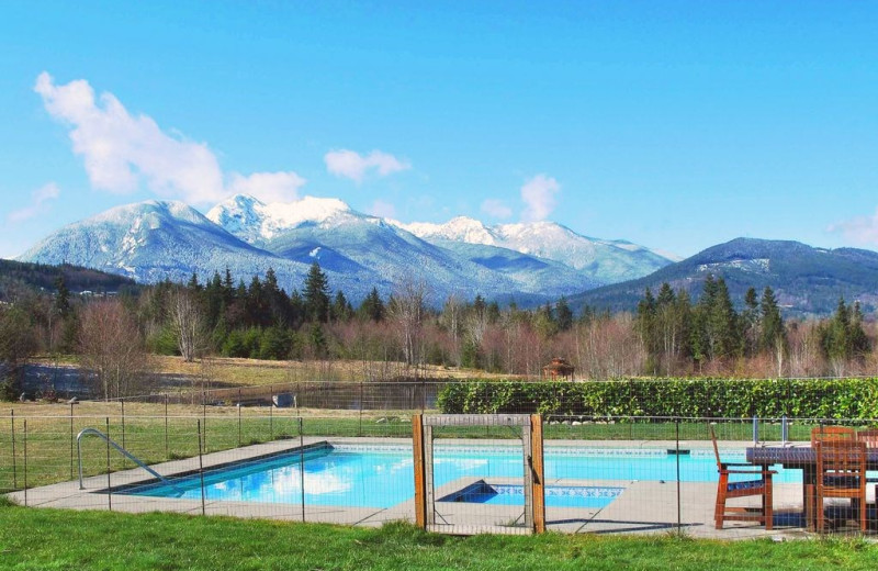 Cabin pool at Olympic View Cabins.