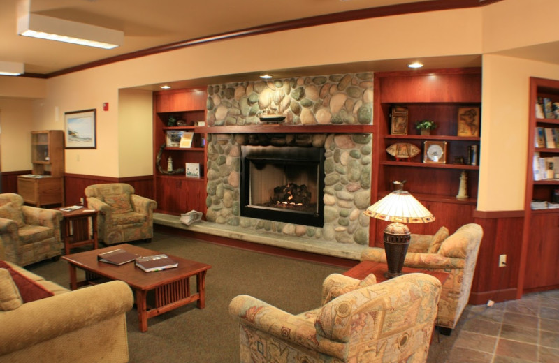 Lobby view at The Tolovana Inn.