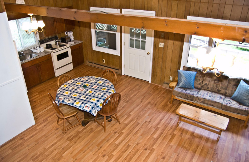 Cottage kitchen at Lakeside Country Cottages.