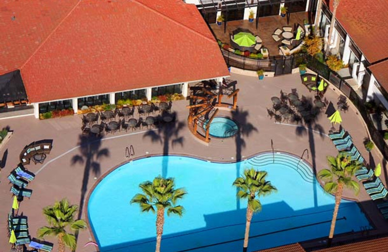 Outdoor pool at Santa Clara Marriott.