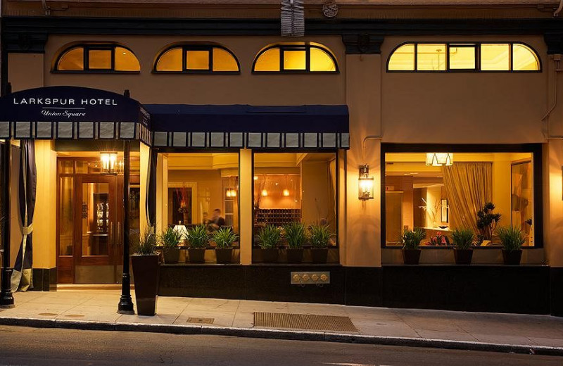 Exterior view of The Cartwright, a Larkspur Hotel.
