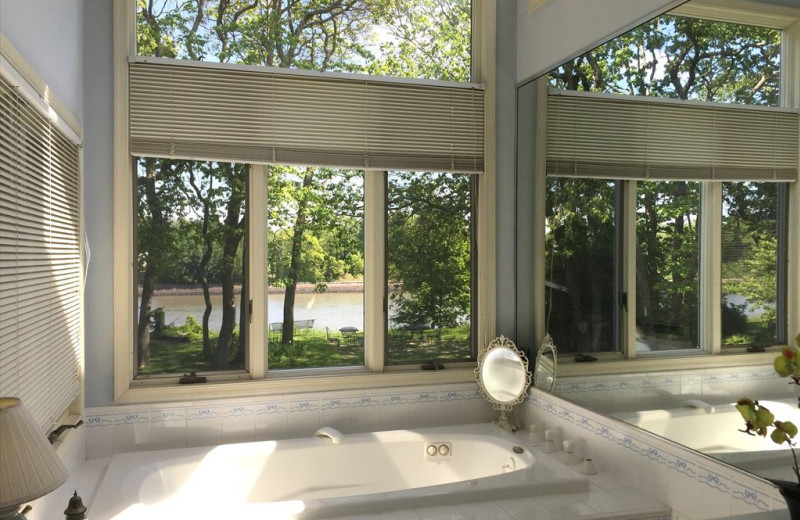 Rental hot tub at Jersey Cape Realty