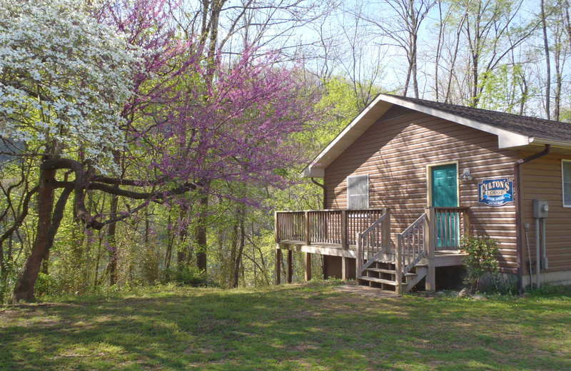 Cabin exterior at Fulton's Lodge on the White River.