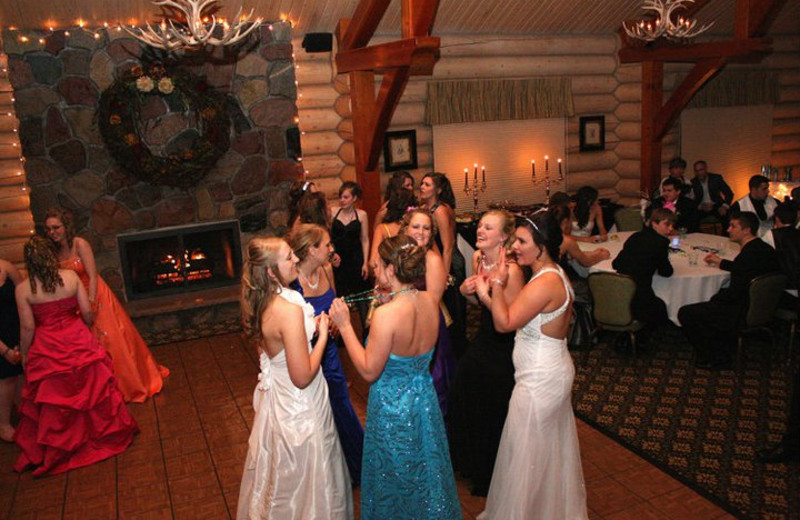 Wedding party at Garland Lodge and Resort.