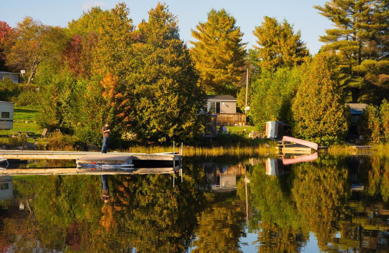 Exterior view of Bonnie Lake Resort.