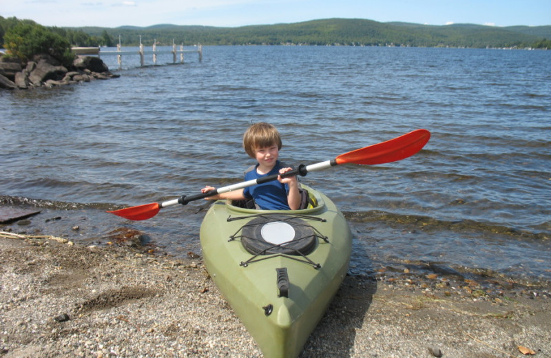 Kayaking at Jackson's Lodge and Log Cabins.