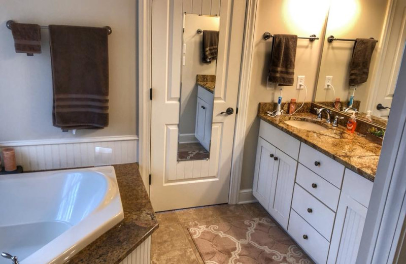 Guest bathroom at Asheville Mountain House.