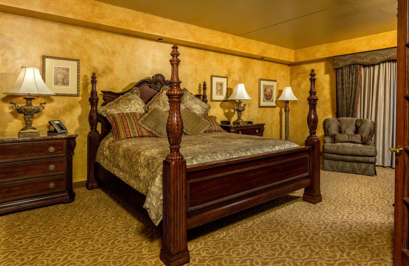 Guest room at Chateau on the Lake.