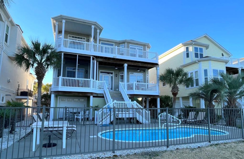 Rental outdoor pool at Williamson Vacation Rentals.