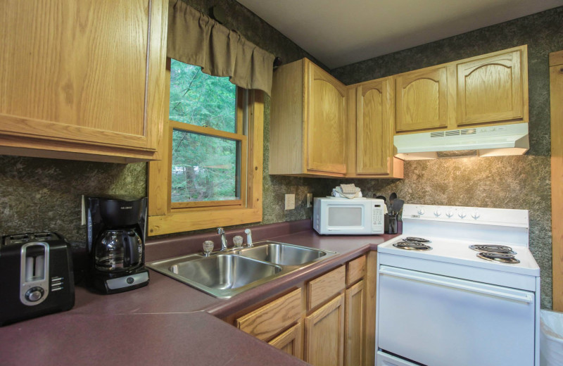 Chalet kitchen at Old Man's Cave Chalets.