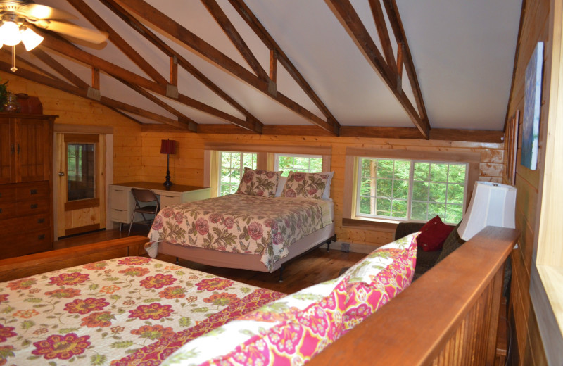 Cabin bedroom at Creeks Crossing Cabins.
