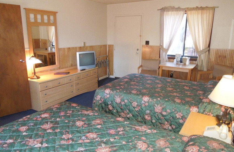 Guest room at Woodlake Inn.