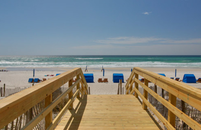 Path to the beach at Schulstadt Rentals.