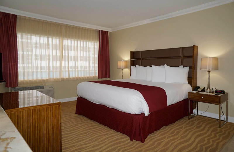 Guest room at Ocean Sky Hotel 