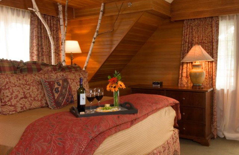 Guest room at Mill Falls at the Lake.