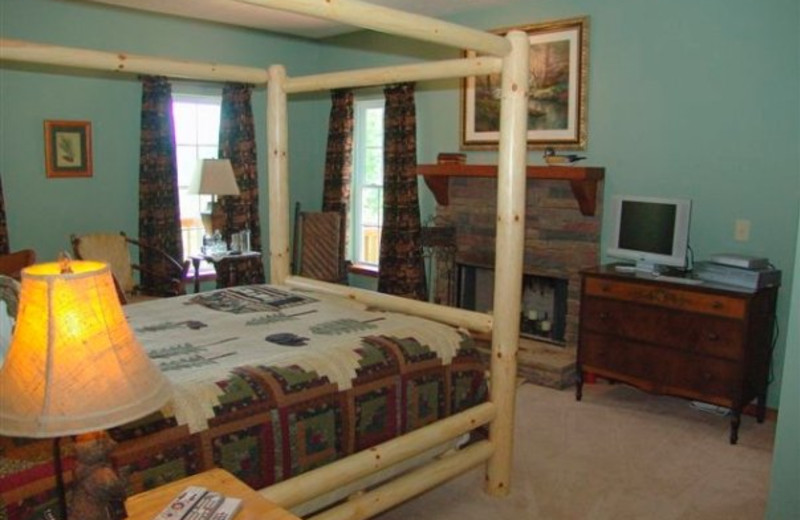 Guest room at Long Mountain Lodge.