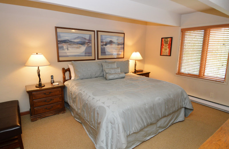 Rental bedroom at Frias Properties of Aspen - Chateau Chaumont #4.