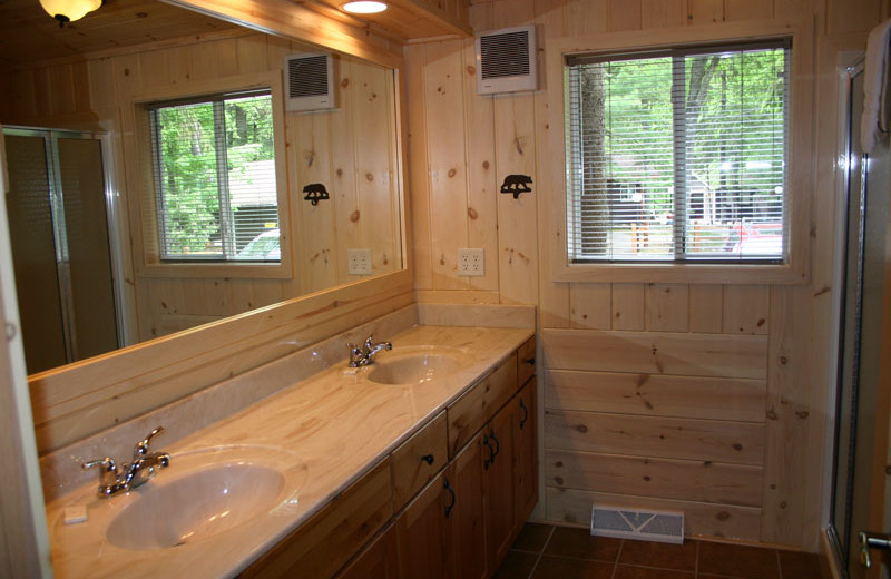 Cabin bathroom at White Birch Village Resort.