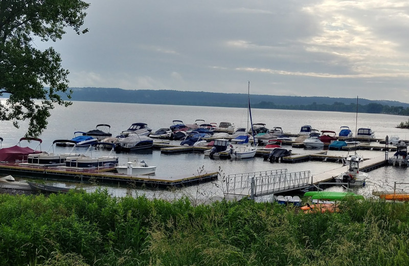 Boat rentals are available from our wide selection of pontoon boats, pedal boats, kayaks, canoes, and row boats.  The Marina offers seasonal, daily, and overnight dockage to campground guests and the public. The Marina offers seasonal, daily, and overnight dockage to campground guests and the public. Free parking for your trailer is available while your boat is docked in the Marina.