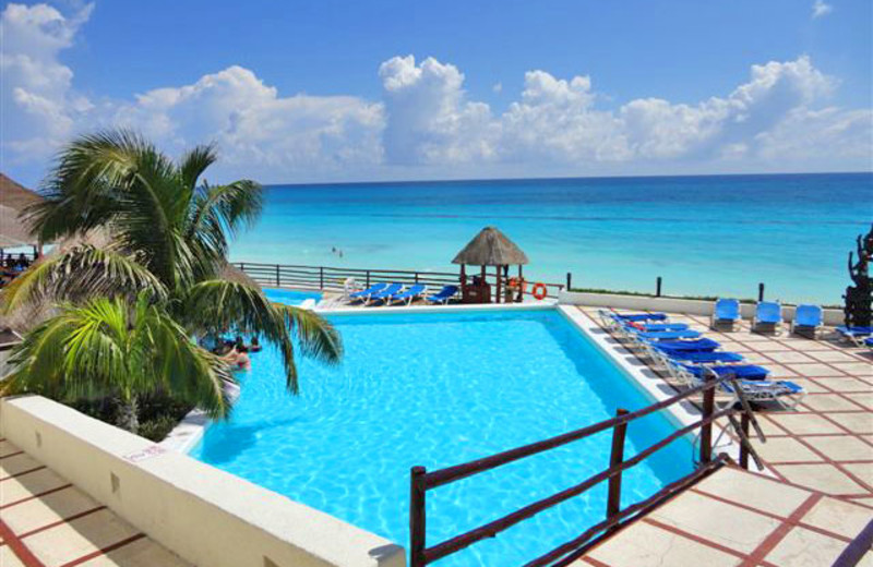 Outdoor pool at Hotel BelleVue Beach Paradise.