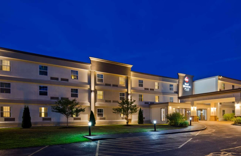 Exterior view of Best Western Plus Brunswick Bath.