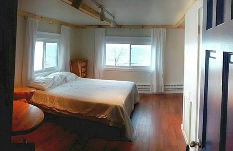 Guest room at Eagle River Inn.