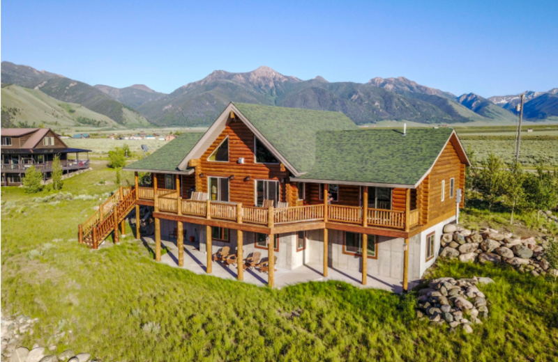 Madison Management Vacation Rentals Ennis Mt Resort Reviews Resortsandlodges Com