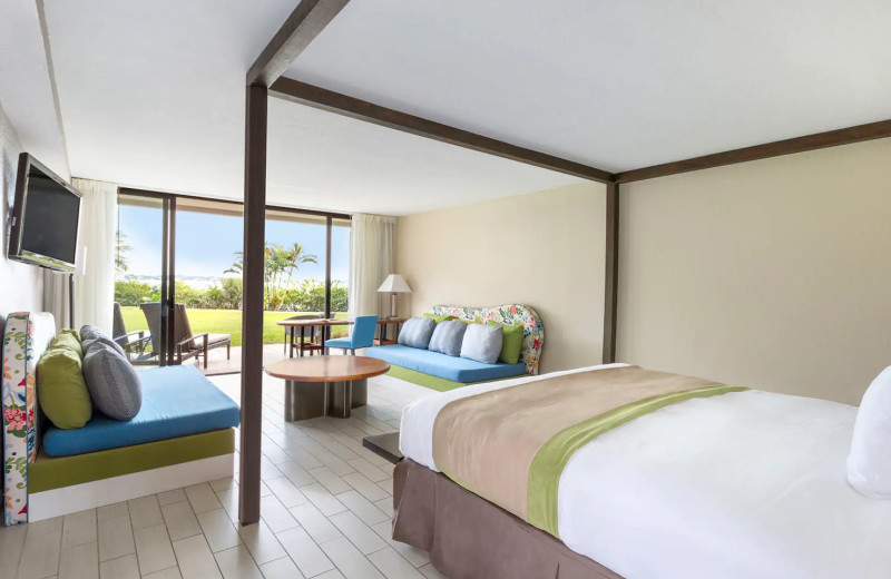 Guest room at Sandpiper Bay Resort.