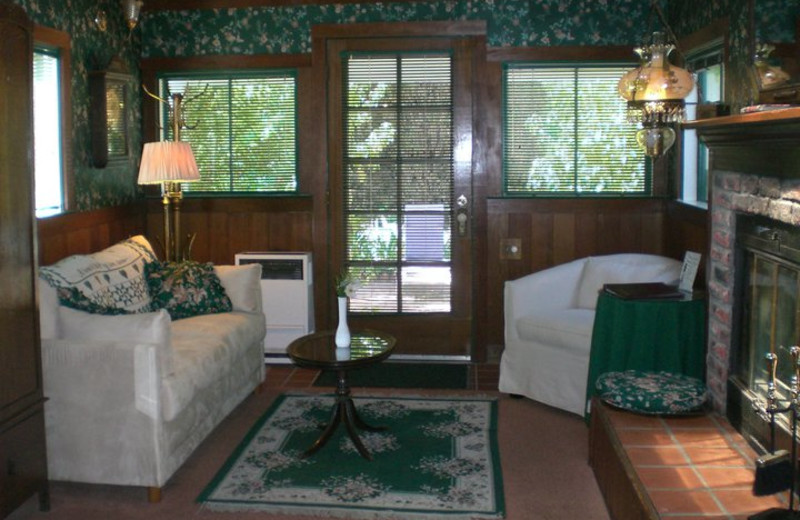 Guest room at A Victorian Garden Inn.