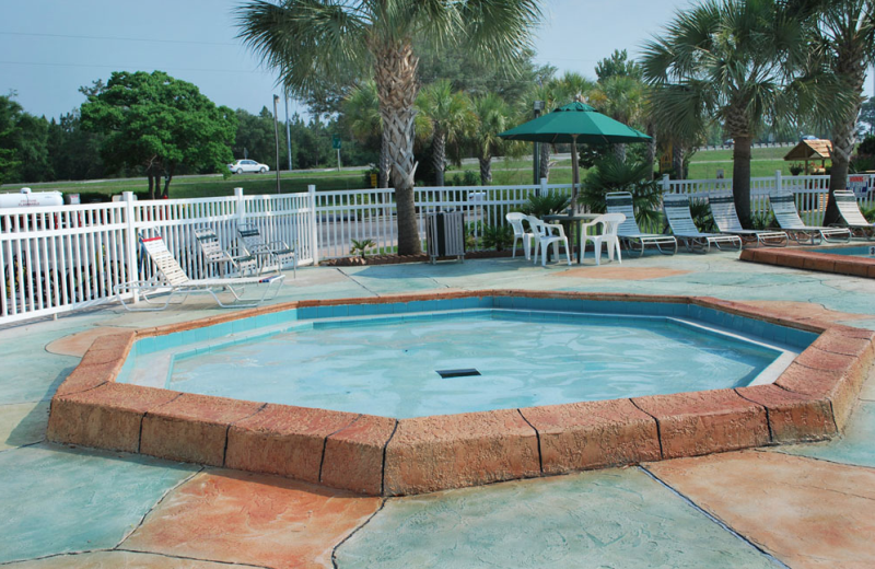 Kiddie pool at Gulf Pines RV Park.