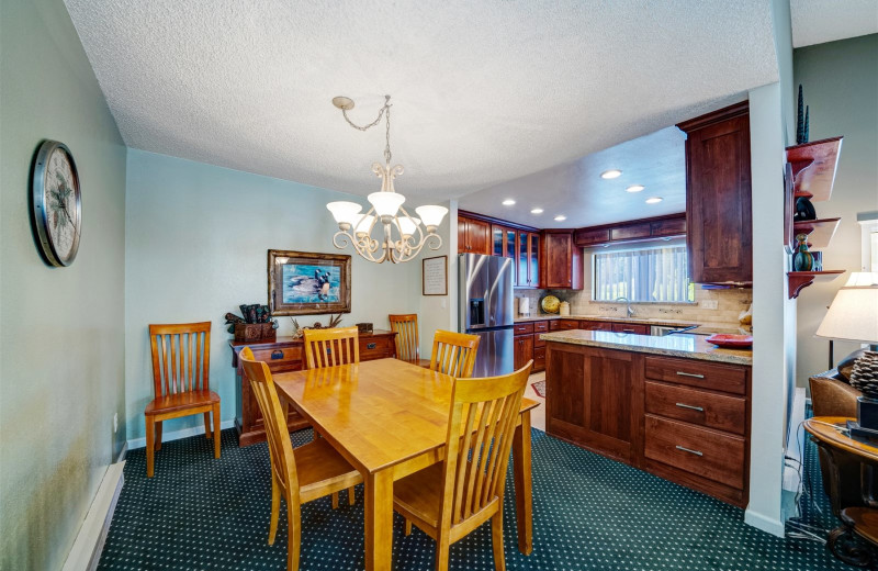 Rental kitchen at Plumas Pines Realty Inc.