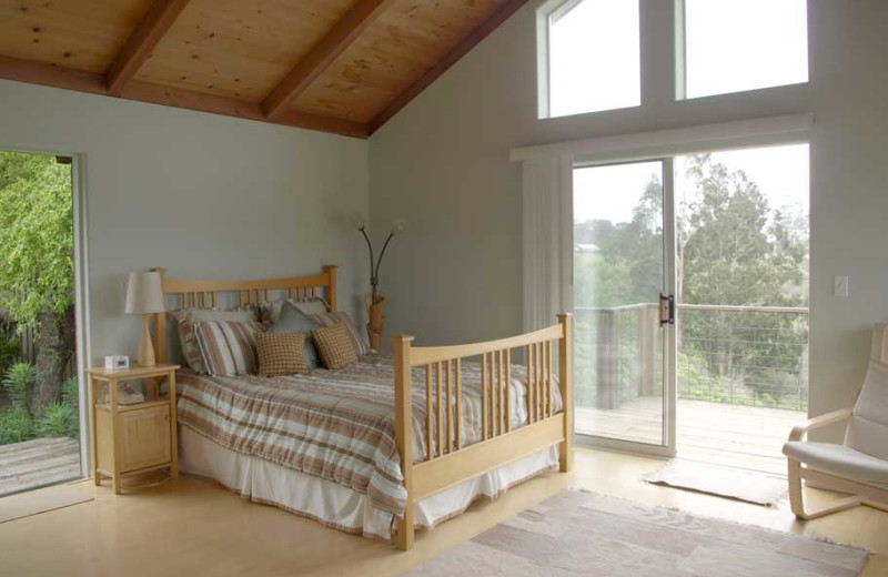 Guest bedroom at Egret's Overlook Home.