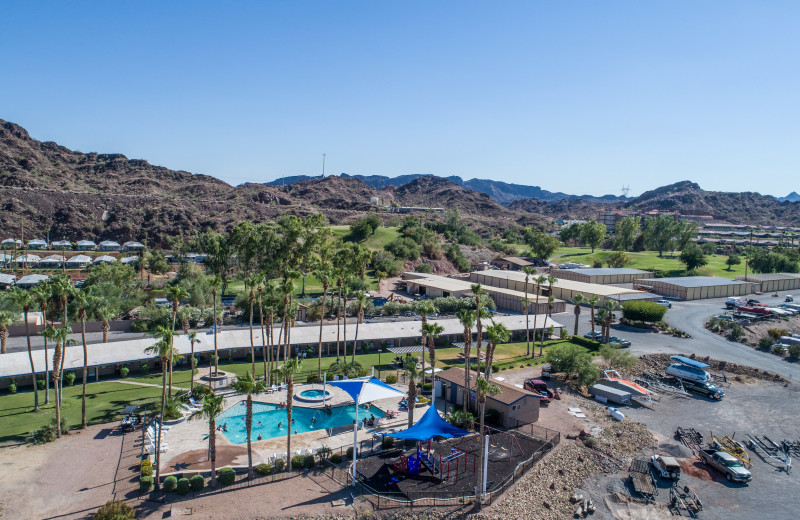 Outdoor pool at Havasu Springs Resort.
