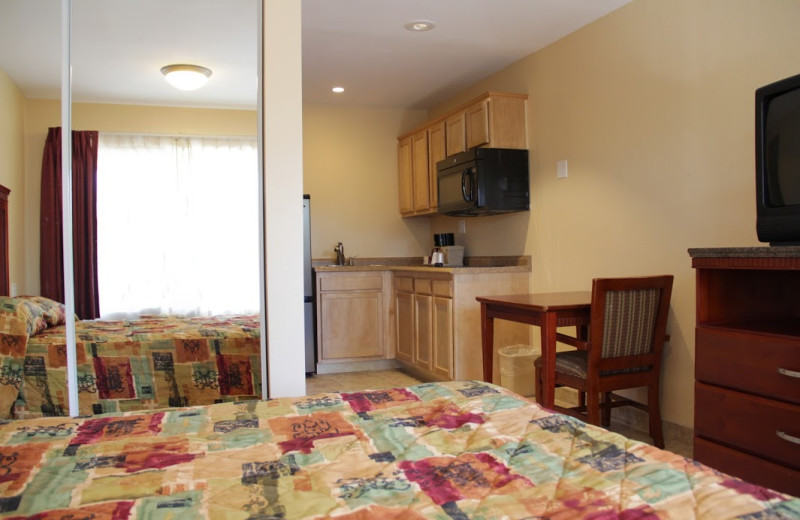 Guest suite at Vagabond Inn San Diego Mission Valley.