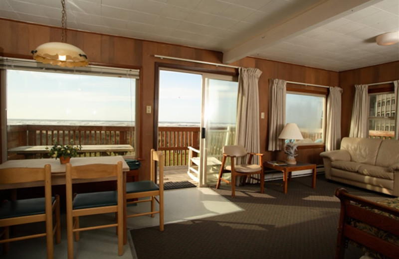 Guest living room at Sandpiper Beach Resort.