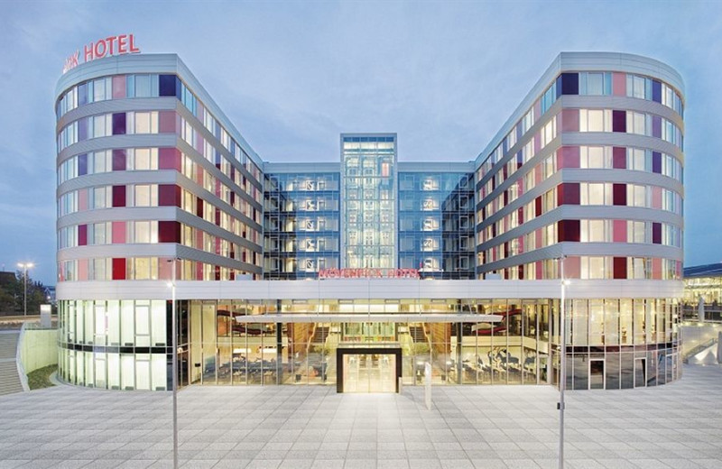 Exterior view of Mövenpick Stuttgart-Airport.