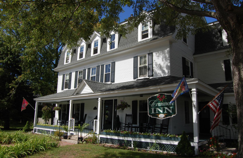 Exterior view of Cranmore Inn.