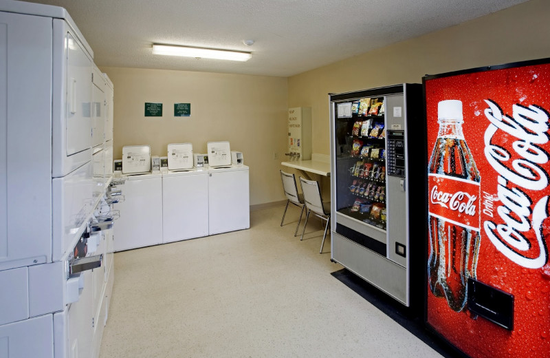 Laundry room at Crossland Detroit - Livonia.