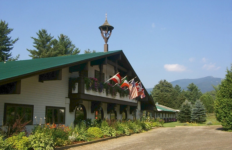 Northern Lights Lodge exterior.